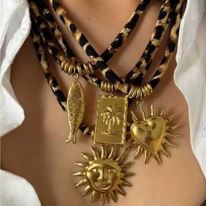 Gold Palm Heart Pendant Cheetah Necklace